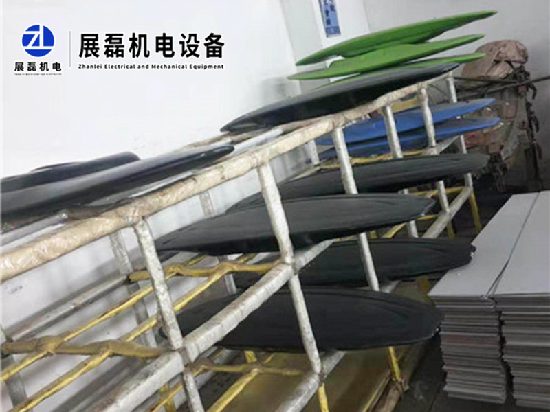 沖浪板發(fā)泡